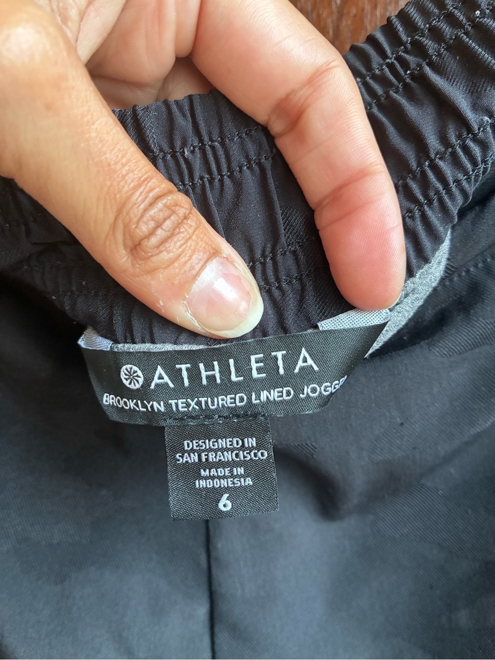 Athleta Brooklyn Textured Lined Jogger Black Camo Size 6 - Picture 3 of 9